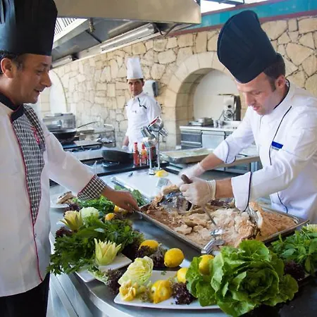 Salmakis & Resort 5*