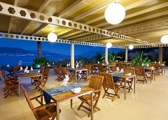 리조트 살마키스 앤드 스파 Bodrum