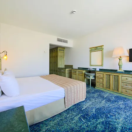 Semesteranläggning (resort) Salmakis &