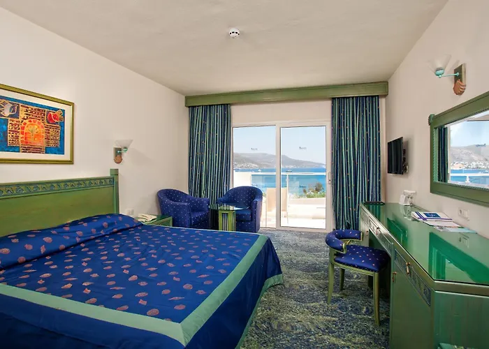 Salmakis & Rezort 5*